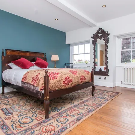 3 Berkeley Square Guesthouse-3