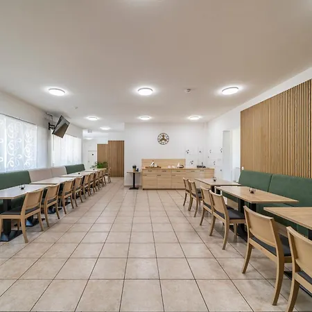 Gästehaus Hebalm - 900 m2 Familien-&Gruppenhaus zur Alleinnutzung-3