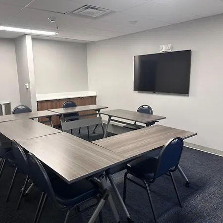 Microtel Inn & Suites By Wyndham Rehoboth Beach-2