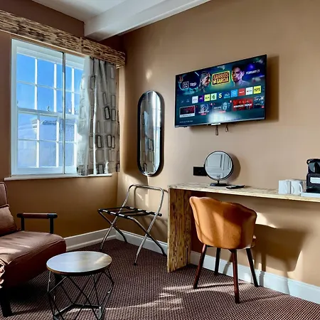 The Crescent Guest House-2
