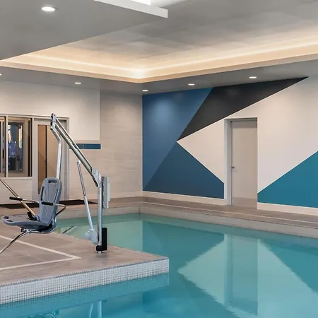 Hyatt Place Toronto Airport-2