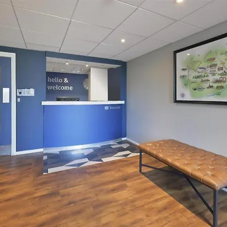 Travelodge Stratford Alcester-2