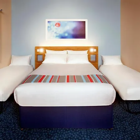 Travelodge Wirral Eastham-3