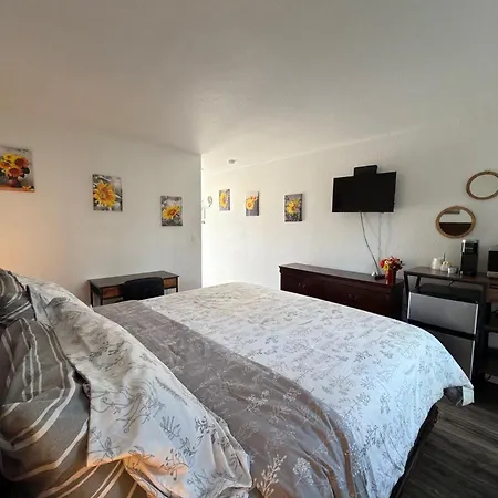 Brownsville Motel-3