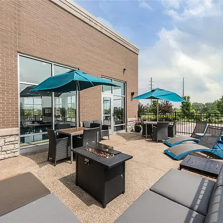 Hampton Inn & Suites Howell-2