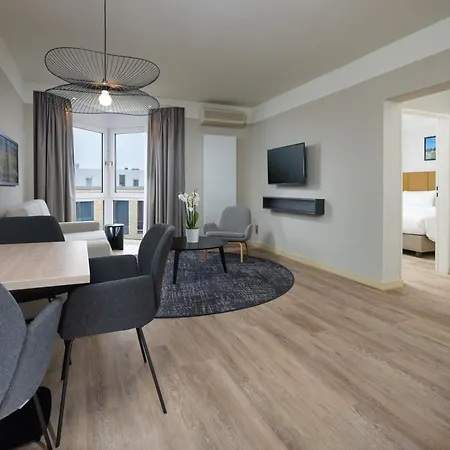 DoubleTree by Hilton Hannover Schweizerhof-2