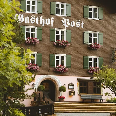 Post Lech Arlberg-2