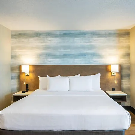 Quality Inn & Suites-3