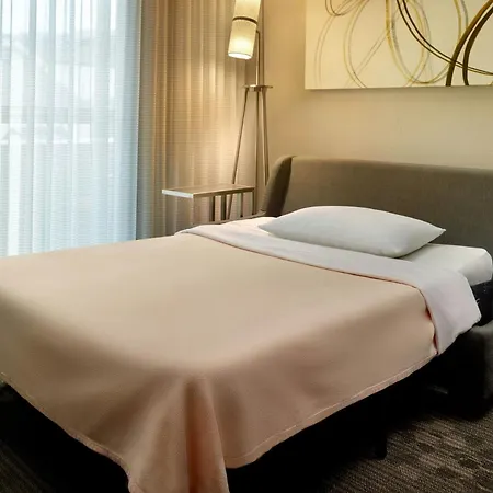 Courtyard By Marriott Birmingham Homewood-2