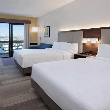 Holiday Inn Express Hotel & Suites Ventura Harbor By Ihg-3