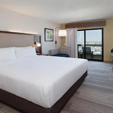 Holiday Inn Express Hotel & Suites Ventura Harbor By Ihg-2