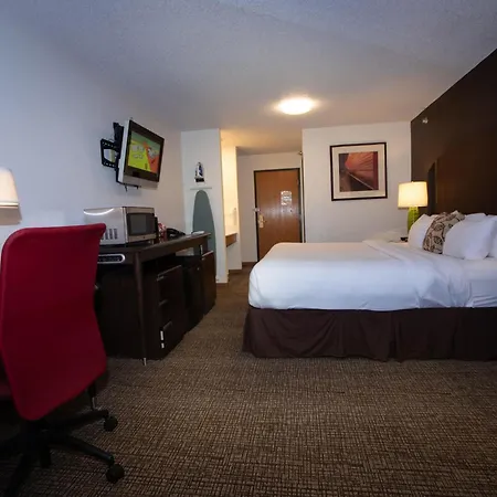Alliance Hotel & Suites, A Howard Johnson By Wyndham-2