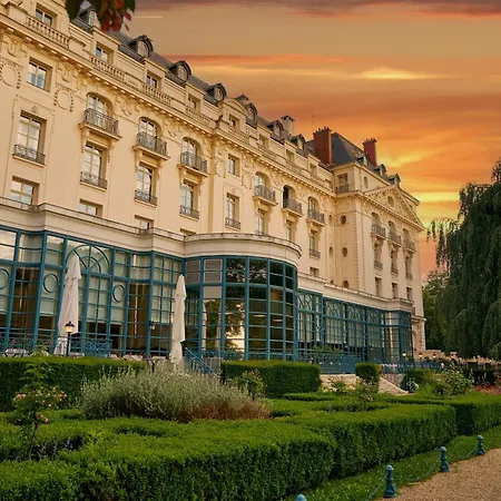 Waldorf Astoria Versailles - Trianon Palace-3