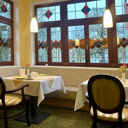 Hotel am Kurpark-2