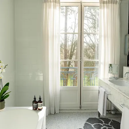 Waldorf Astoria Versailles - Trianon Palace-3