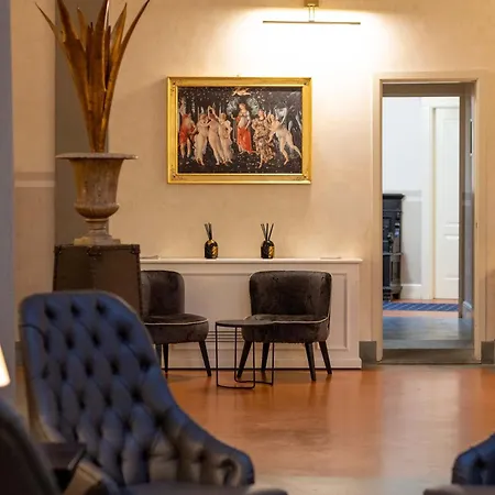 Relais Hotel Centrale "Dimora Storica"-3