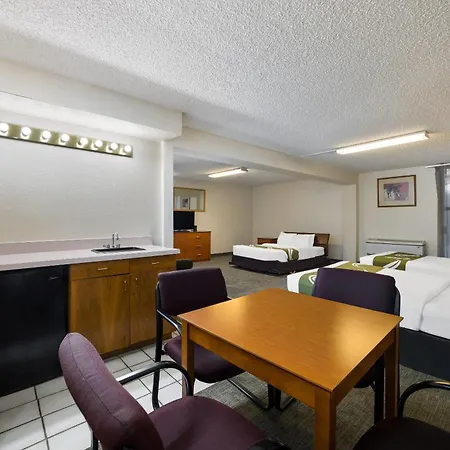 Quality Inn & Suites Canon City-3