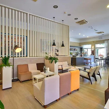 Hotel Bisesti ***S-3