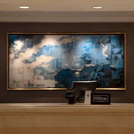 Hilton Los Angeles Airport-3