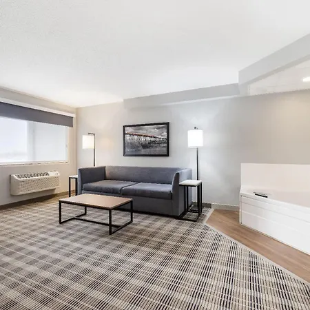 Americinn By Wyndham Valley City Conference Center-3
