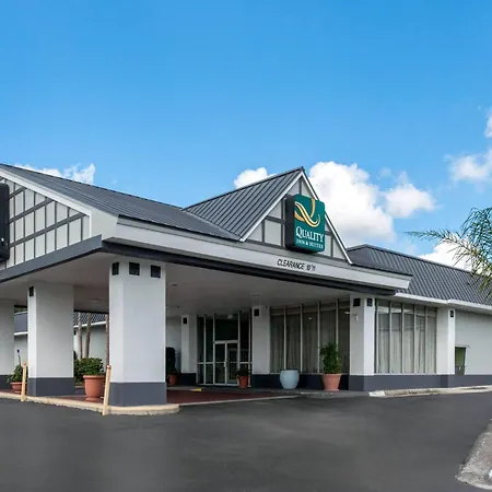 Quality Inn & Suites Brooksville I-75-Dade City-2