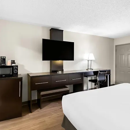 Quality Inn & Suites Monticello-3