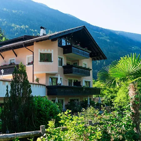 Alpenhof Lodge-3