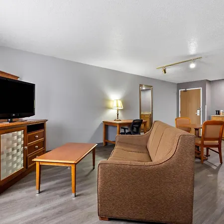 Quality Inn Near Monument Health Rapid City Hospital-3