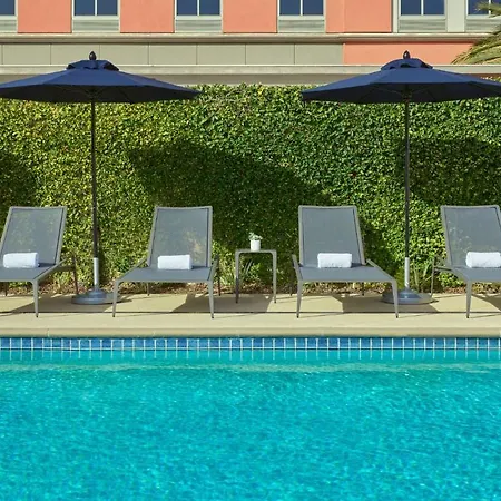 Courtyard Culver City Los Angeles-3