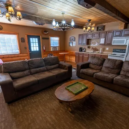 Shaver Lake Village Hotel-2