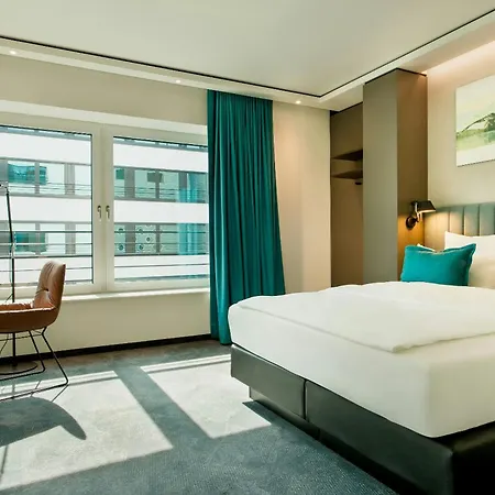 Motel One Stuttgart-Hauptbahnhof-3
