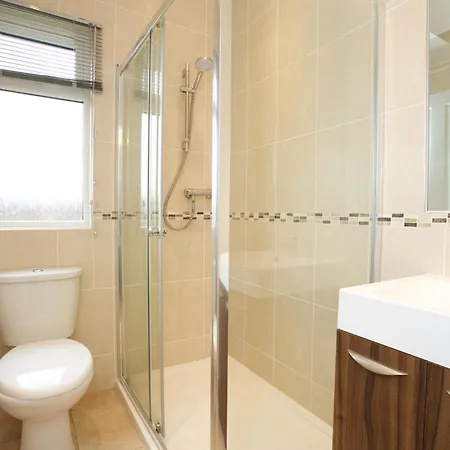 Braidhaugh Holiday Lodge And Glamping Park-2