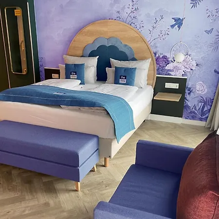 Holiday Inn - The Niu, Flower Konstanz By Ihg-3
