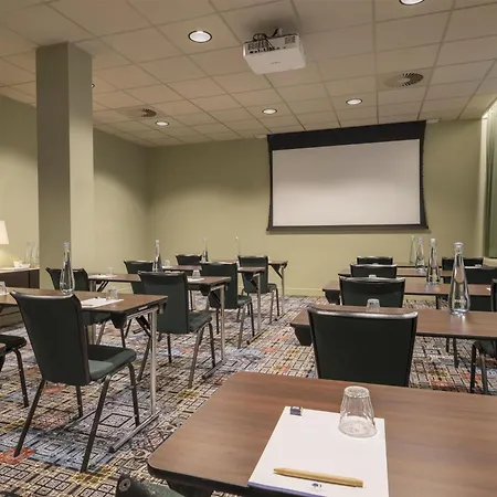 Doubletree By Hilton Brussels City-2