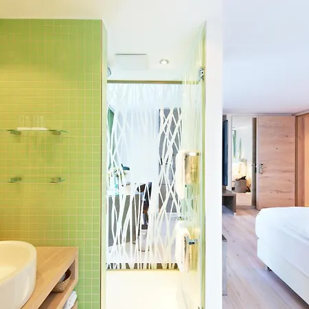 Schwanen Boutique Hotel & Restaurant Metzingen-2
