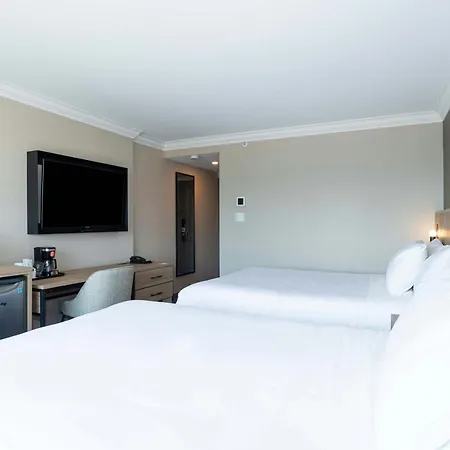 Sandman Signature Vancouver Downtown Hotel-3