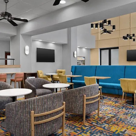 Hampton Inn & Suites Roswell-3