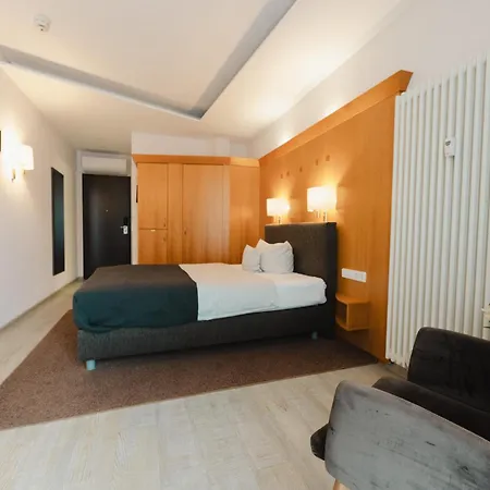 Hotel Kaiserhof-2