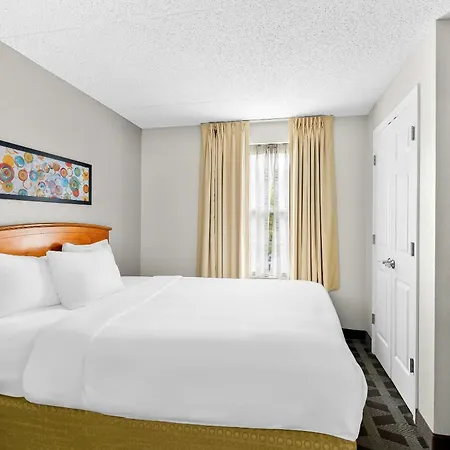 Mainstay Suites Middleburg Heights Cleveland Airport-3