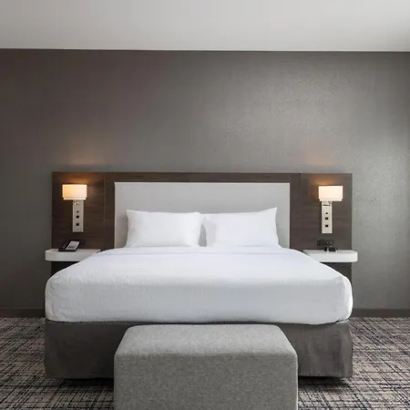 Hampton Inn & Suites Manteca-2