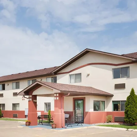 Super 8 By Wyndham Washington/Peoria Area-2