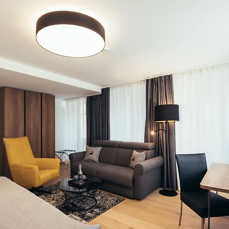 Hotel Goldene Rose-2