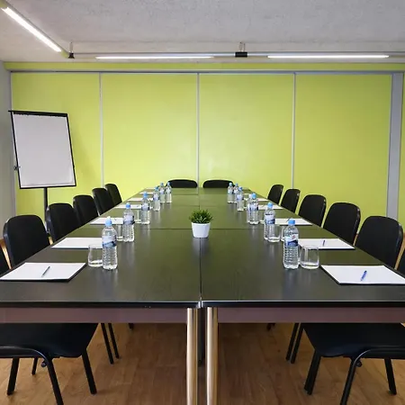 Enzo Hotels Diane - Logis Amneville-2