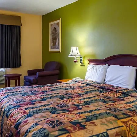 Rodeway Inn Vicksburg-2
