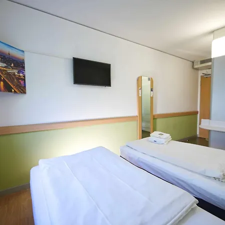 Ibis budget Koeln Messe-2
