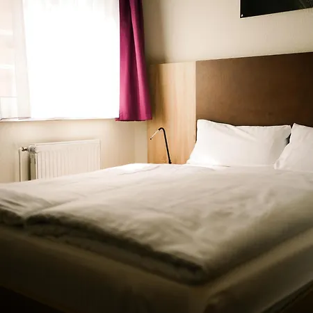 Hotel Stadt Kamen-3