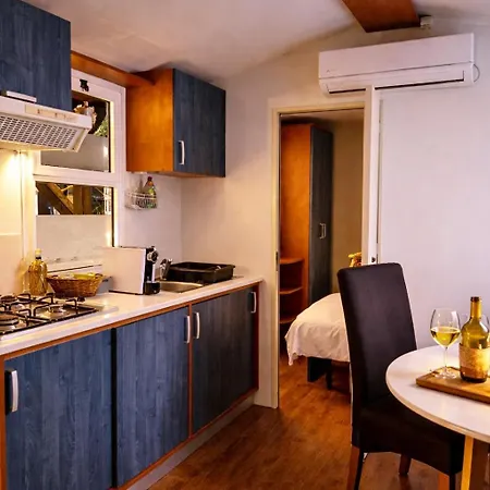 Boutique Mobile Homes Ulikarovinj (Adults Only)-2