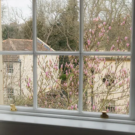 No 15 By Guesthouse, Bath-2