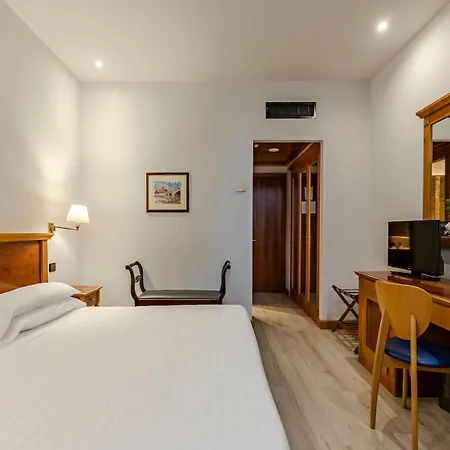 Hotel Diplomatic-2