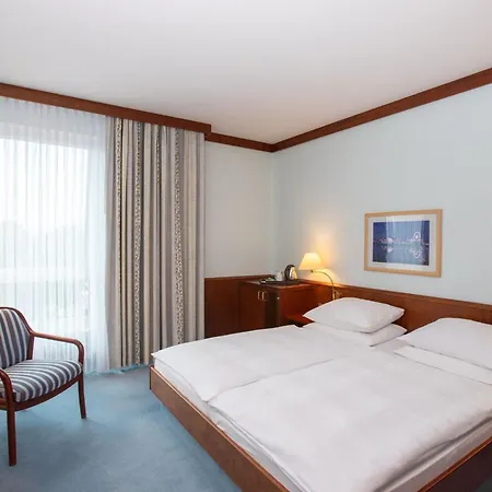 Leine Hotel-2